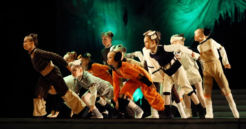 Watching a Play at Prithvi Theatre, Juhu